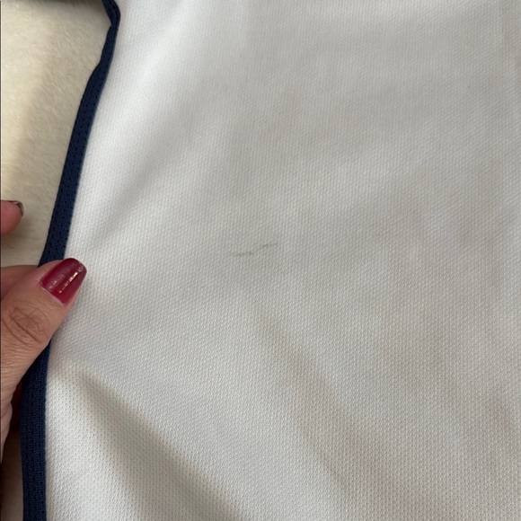 Club América Soccer Jersey - Picture 8 of 9